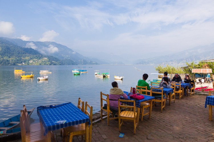 Dining in Lakeside